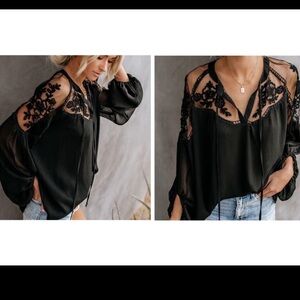 Boho Black Lace Floral Embroidery Blouse. SIZE S NWT.
